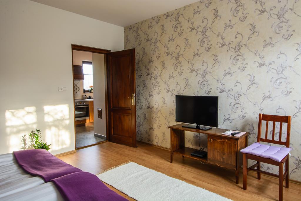Toszkana Apartman Έγκερ Εξωτερικό φωτογραφία